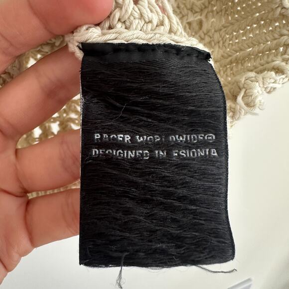 Racer Worldwide Cross Net Sweater Womens Medium Beige Cream Crochet Open Knit - Picture 9 of 13